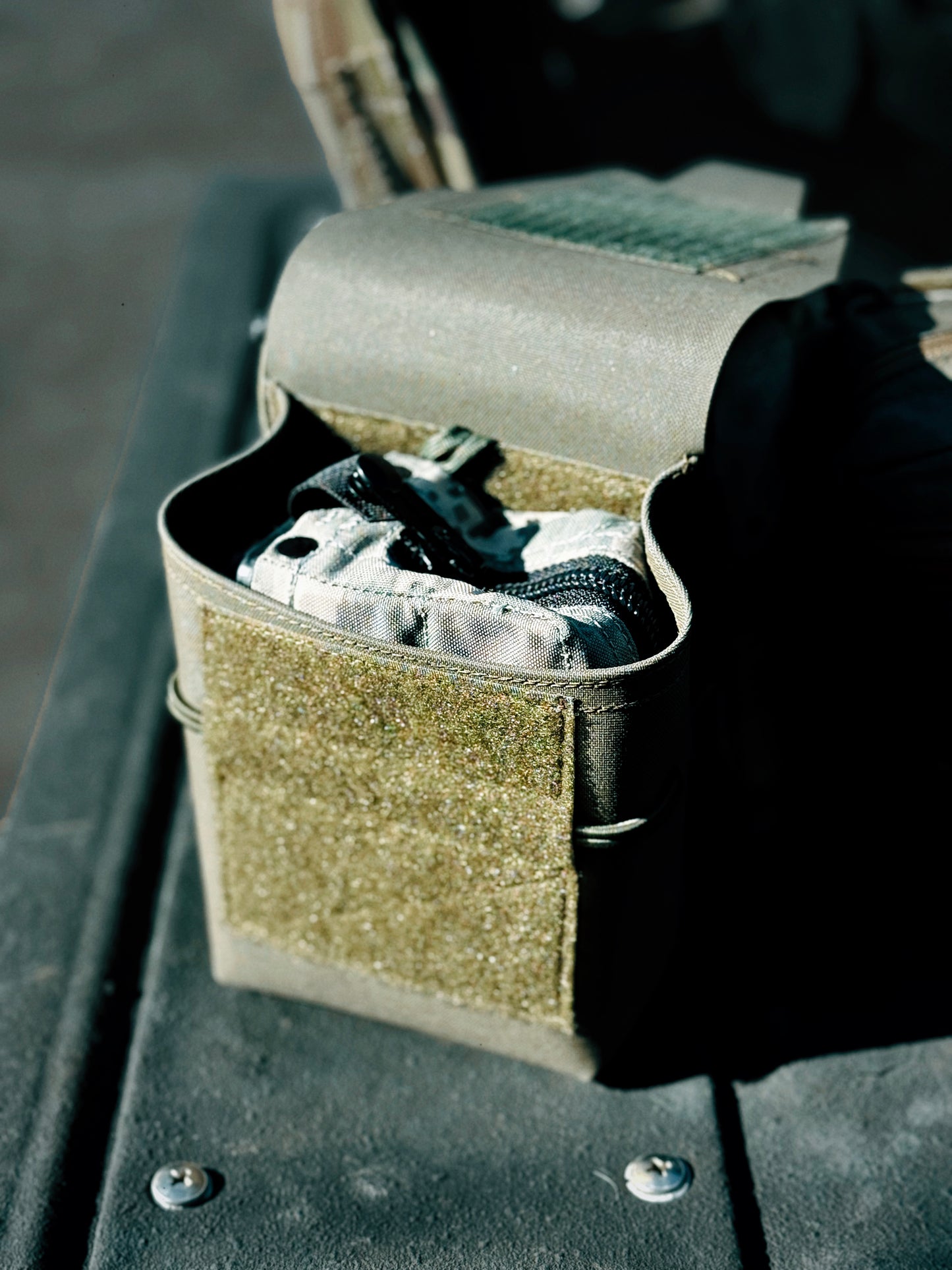 GOM  SAW Pouch