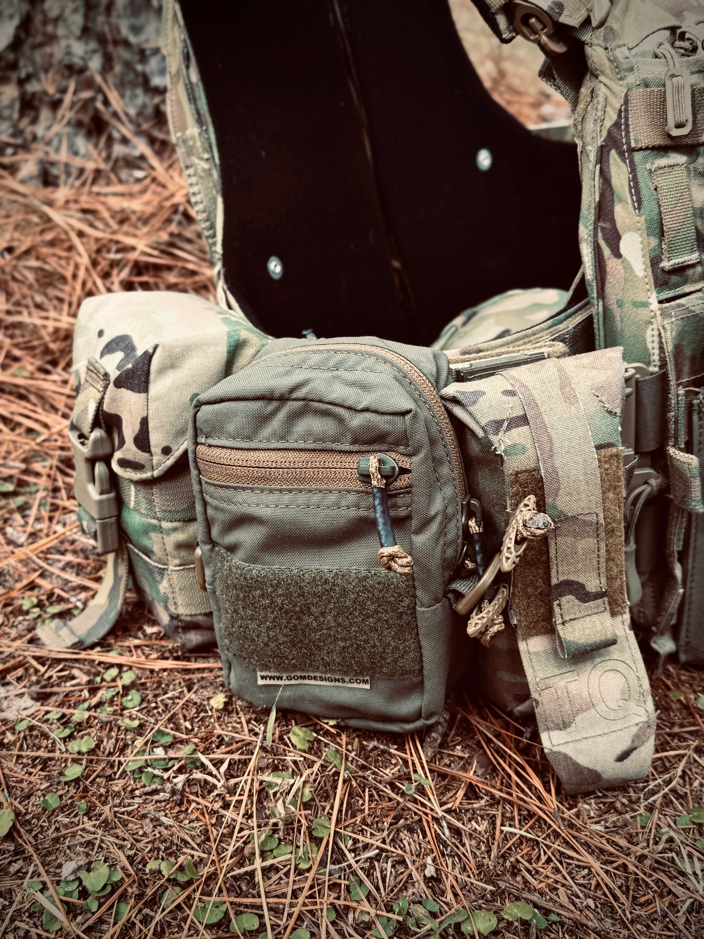 GOM Designs Vertical GP - Small